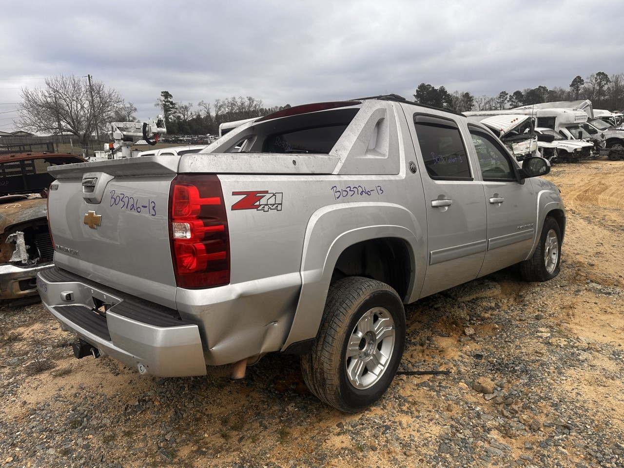 https://f005.backblazeb2.com/file/img-partshotlines-com/Inventory/MA79/Vehicle/80142_04.jpg
