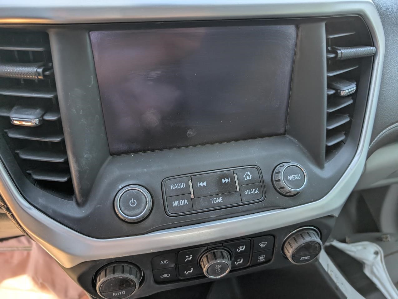https://f005.backblazeb2.com/file/img-partshotlines-com/Inventory/MA79/Vehicle/80226_03.jpg