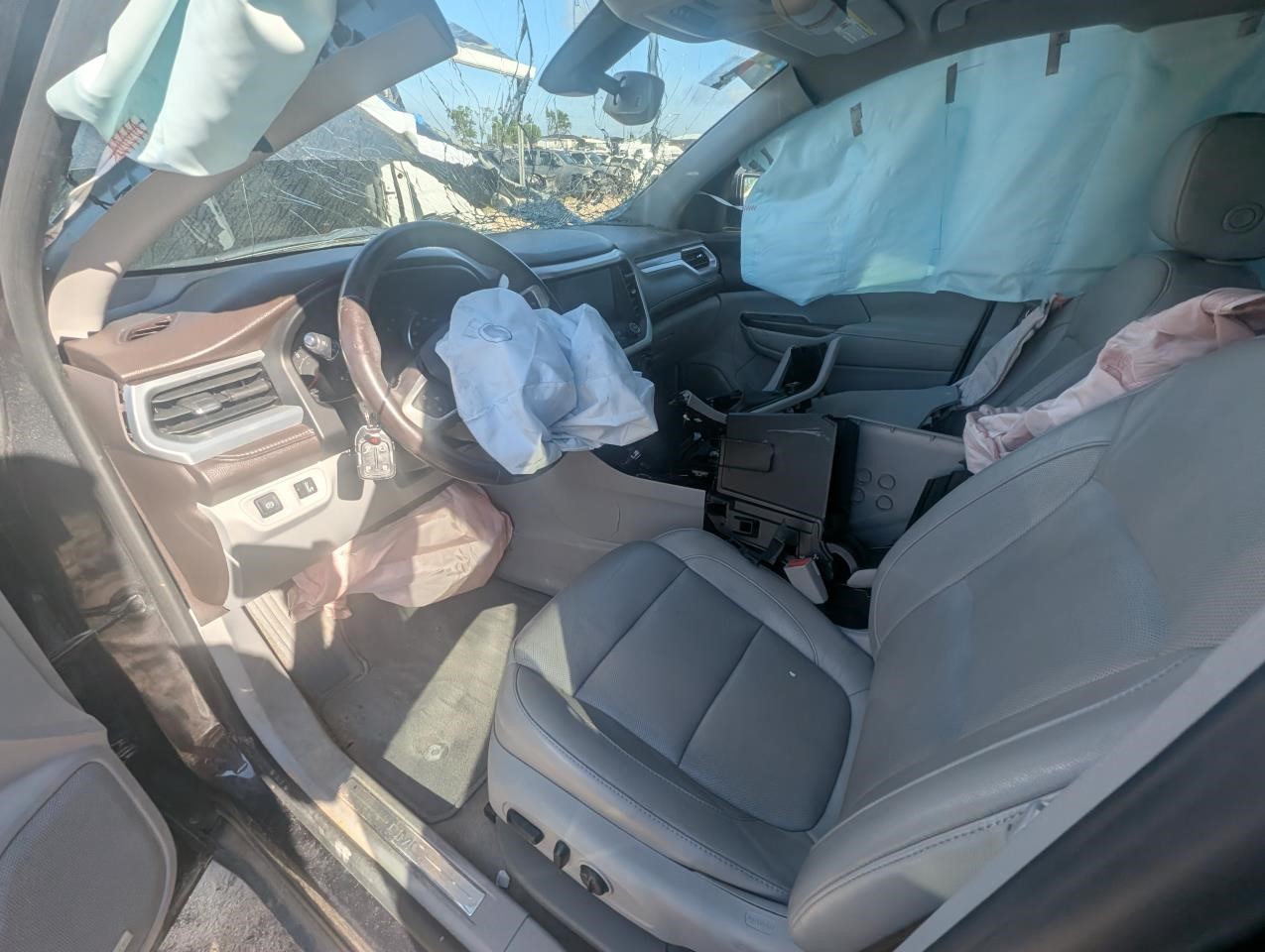 https://f005.backblazeb2.com/file/img-partshotlines-com/Inventory/MA79/Vehicle/80226_05.jpg