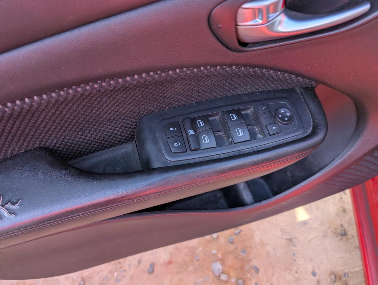 https://f005.backblazeb2.com/file/img-partshotlines-com/Inventory/MA79/Vehicle/80440_08.jpg