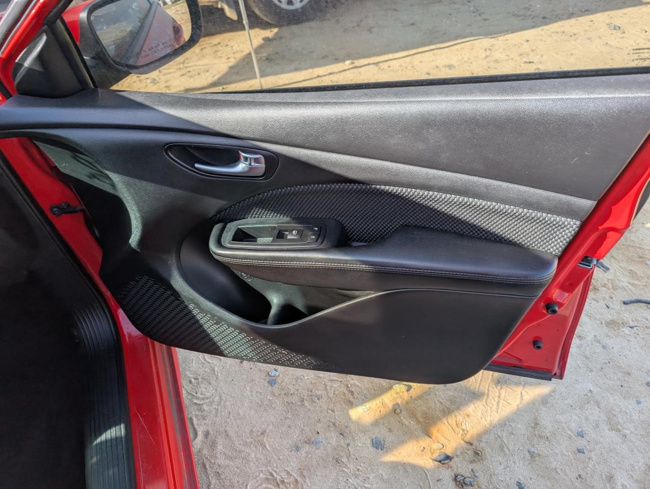 https://f005.backblazeb2.com/file/img-partshotlines-com/Inventory/MA79/Vehicle/80440_10.jpg