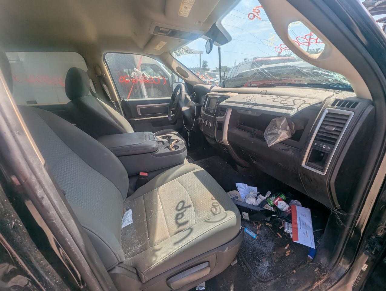 https://f005.backblazeb2.com/file/img-partshotlines-com/Inventory/MA79/Vehicle/80469_07.jpg