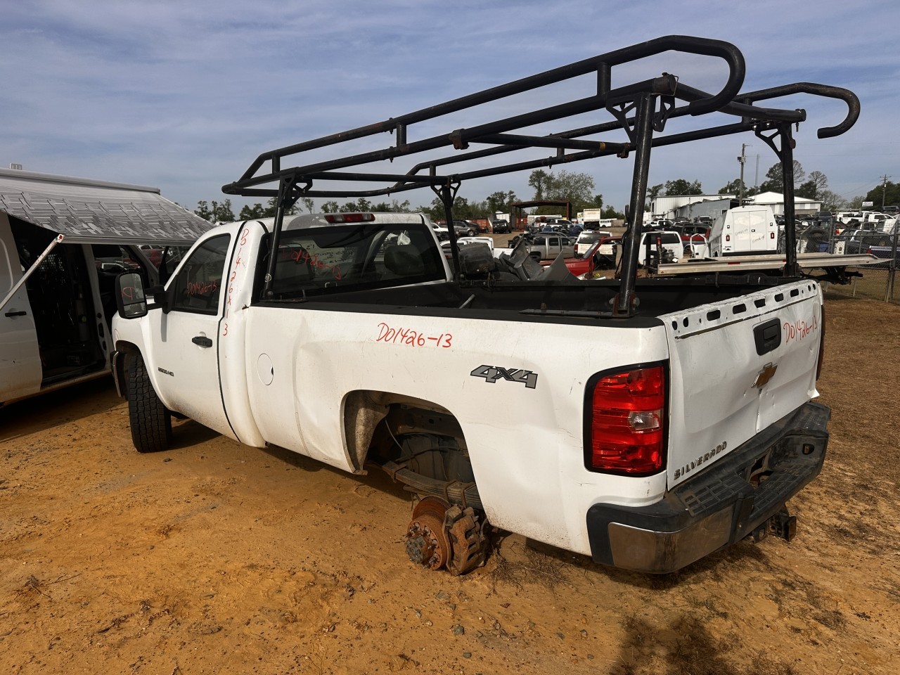 https://f005.backblazeb2.com/file/img-partshotlines-com/Inventory/MA79/Vehicle/80555_06.jpg