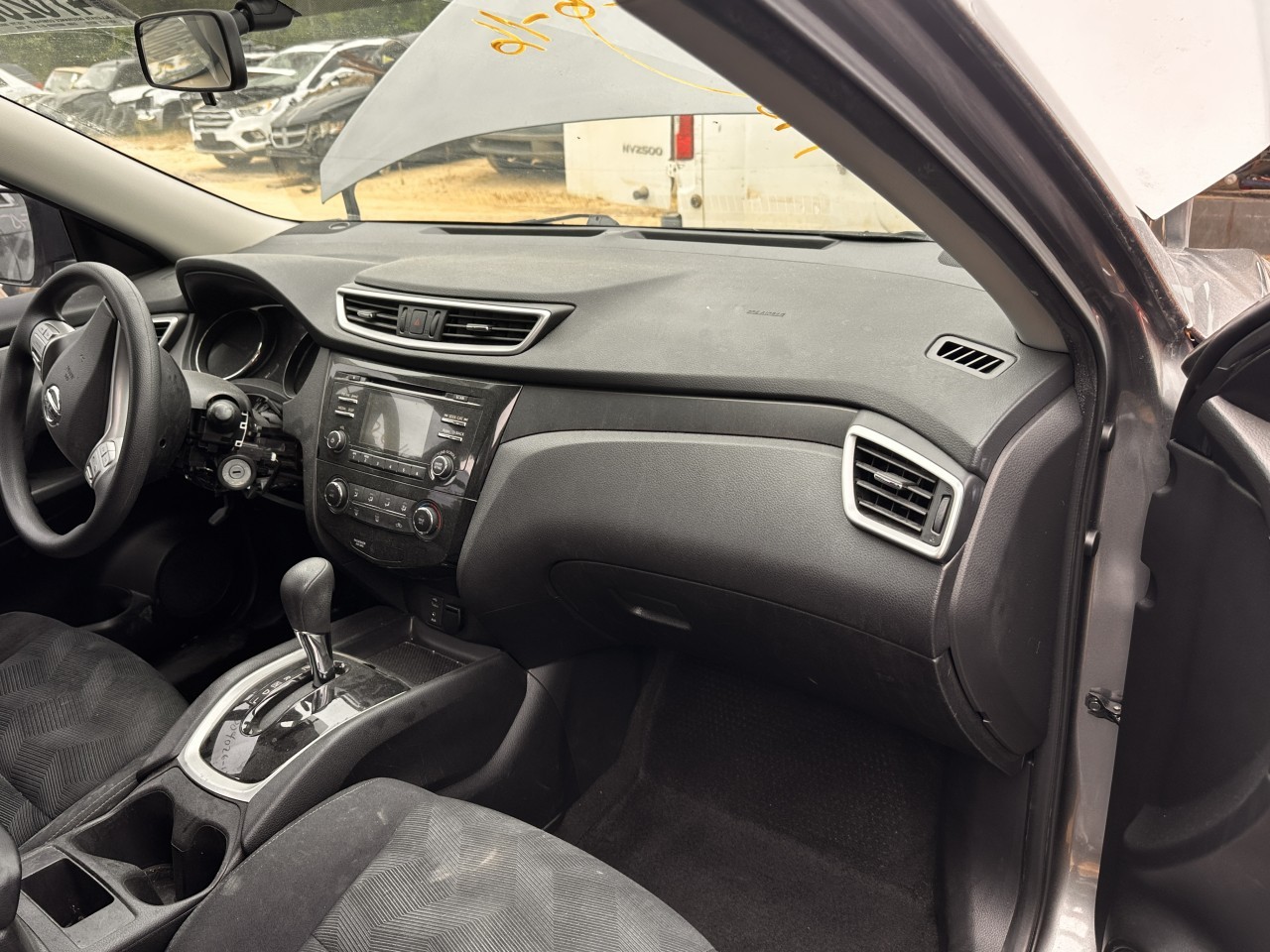 https://f005.backblazeb2.com/file/img-partshotlines-com/Inventory/MA79/Vehicle/80686_12.jpg