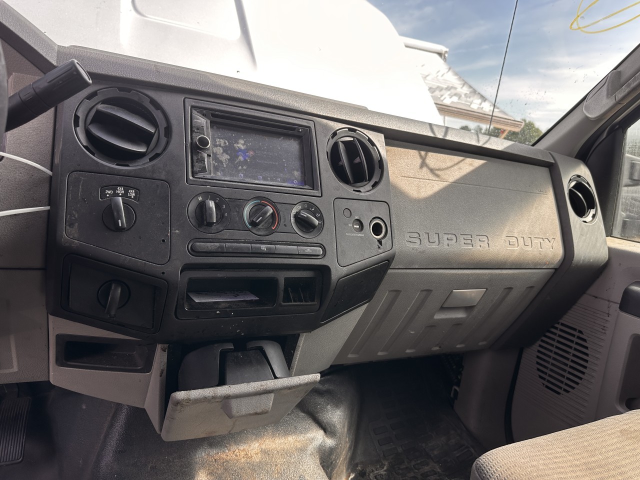 https://f005.backblazeb2.com/file/img-partshotlines-com/Inventory/MA79/Vehicle/80695_11.jpg