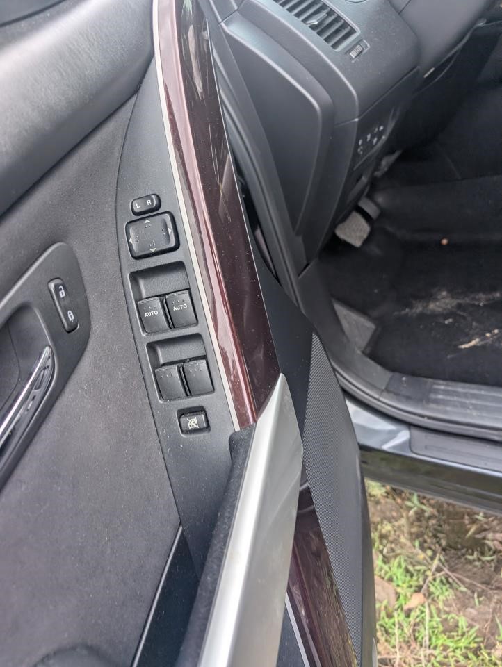 https://f005.backblazeb2.com/file/img-partshotlines-com/Inventory/MA79/Vehicle/80910_09.jpg