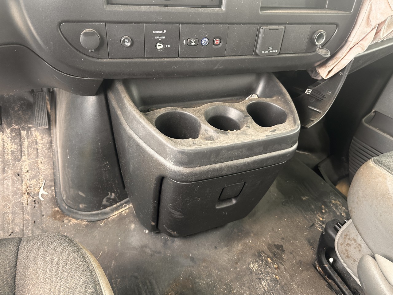 https://f005.backblazeb2.com/file/img-partshotlines-com/Inventory/MA79/Vehicle/80950_12.jpg