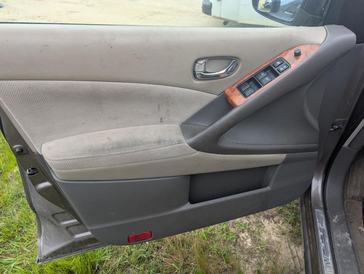 https://f005.backblazeb2.com/file/img-partshotlines-com/Inventory/MA79/Vehicle/81073_09.jpg