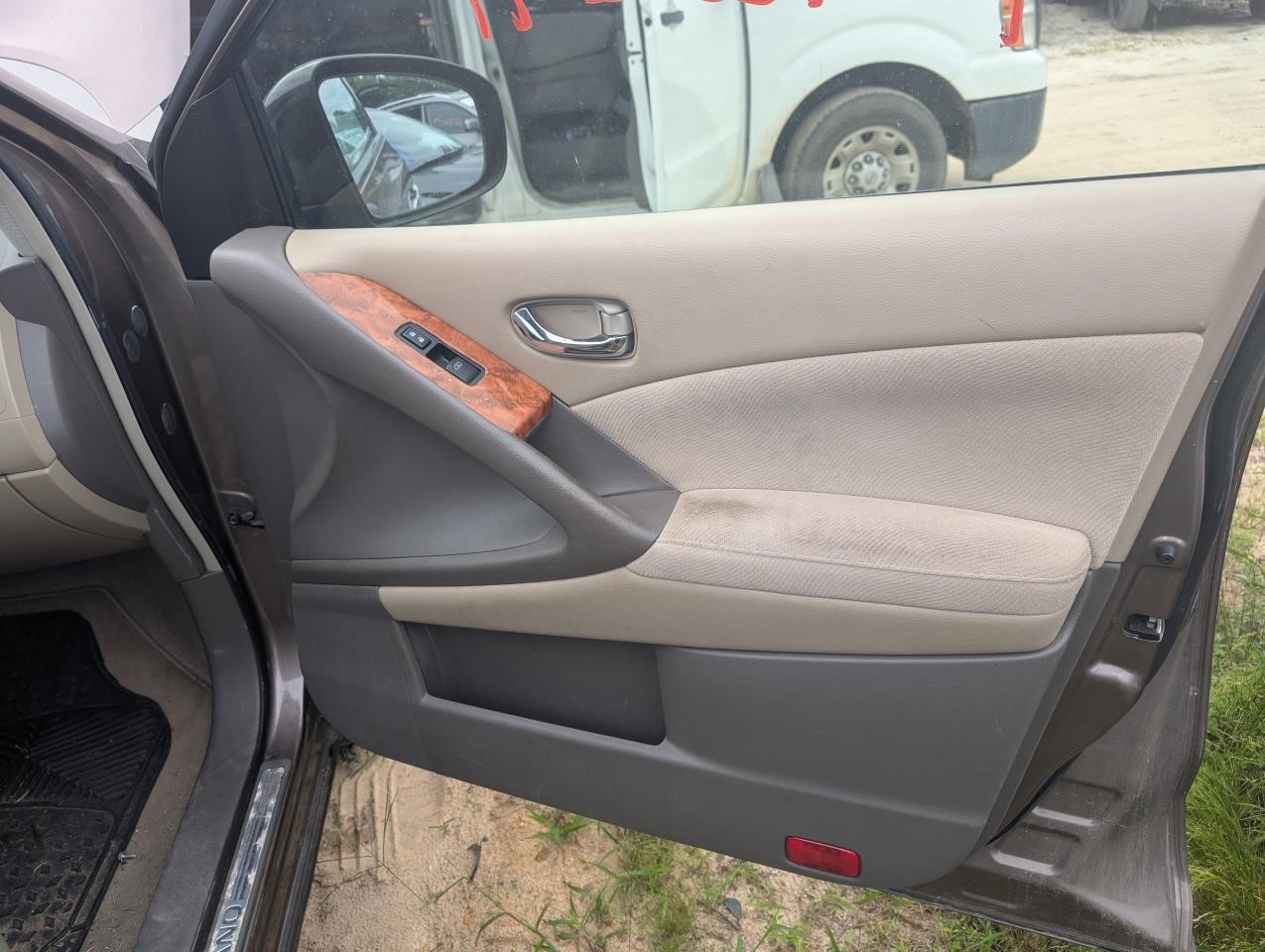 https://f005.backblazeb2.com/file/img-partshotlines-com/Inventory/MA79/Vehicle/81073_12.jpg