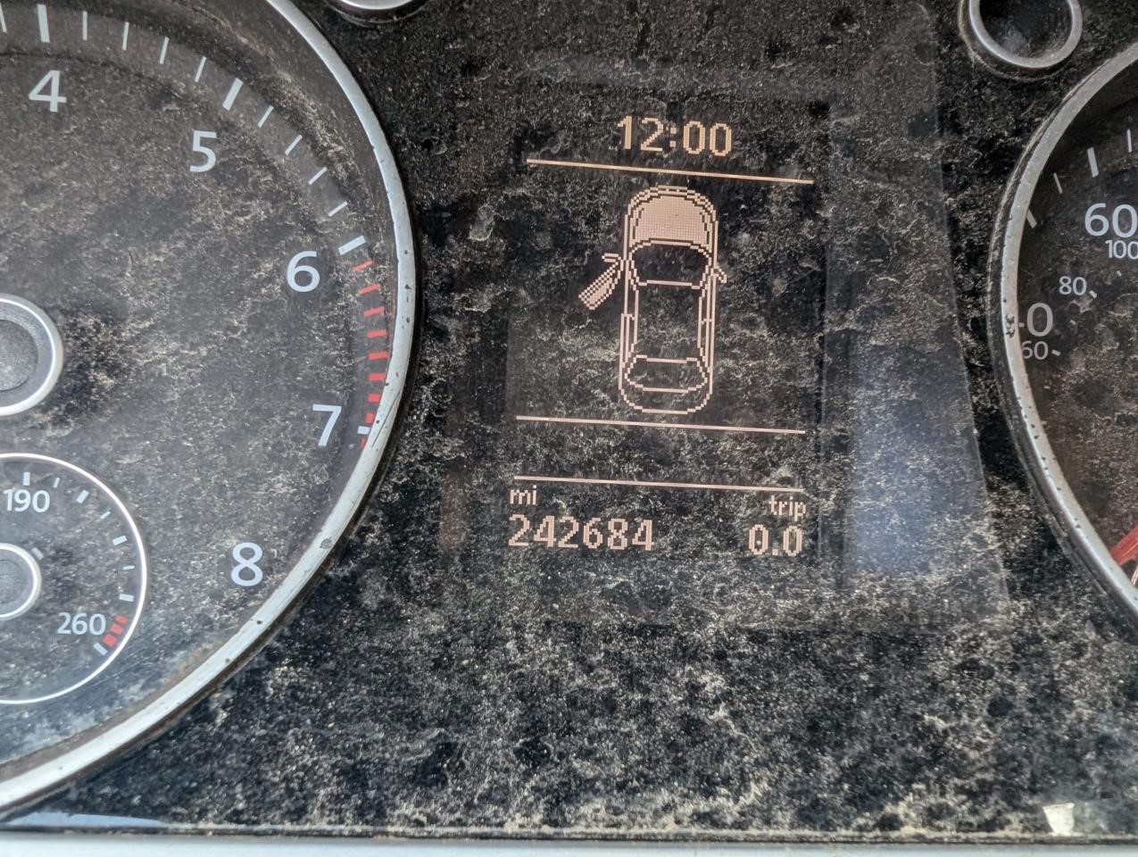 https://f005.backblazeb2.com/file/img-partshotlines-com/Inventory/MA79/Vehicle/81217_01.jpg