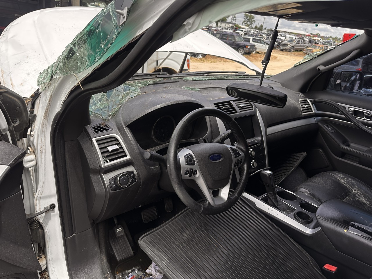 https://f005.backblazeb2.com/file/img-partshotlines-com/Inventory/MA79/Vehicle/81387_10.jpg