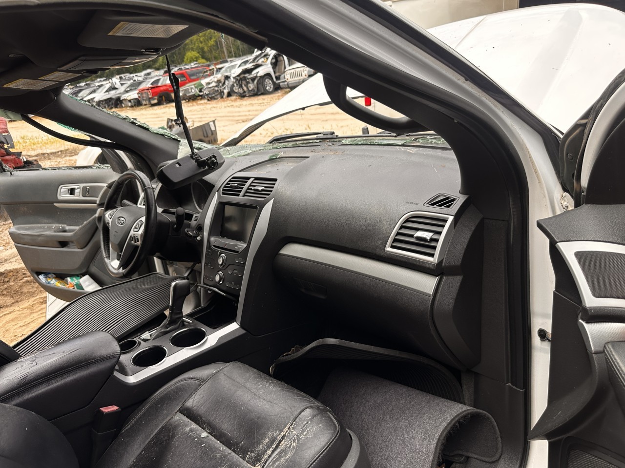 https://f005.backblazeb2.com/file/img-partshotlines-com/Inventory/MA79/Vehicle/81387_12.jpg