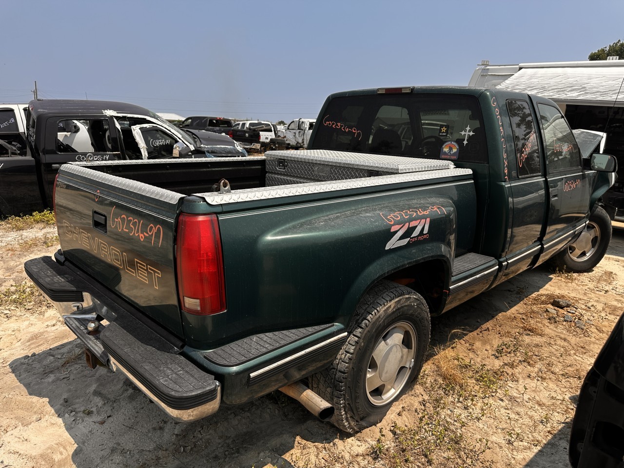 https://f005.backblazeb2.com/file/img-partshotlines-com/Inventory/MA79/Vehicle/81404_04.jpg