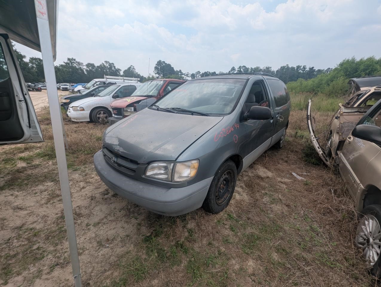 https://f005.backblazeb2.com/file/img-partshotlines-com/Inventory/MA79/Vehicle/81519_09.jpg