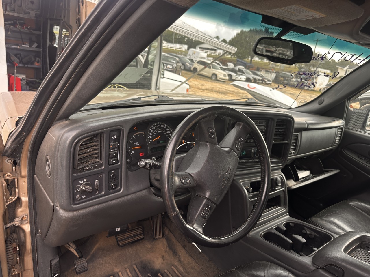 https://f005.backblazeb2.com/file/img-partshotlines-com/Inventory/MA79/Vehicle/81582_10.jpg