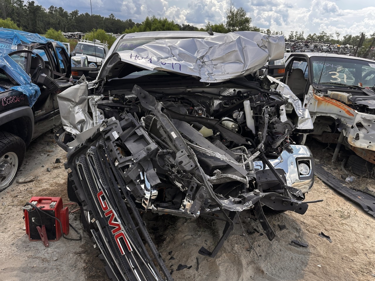 https://f005.backblazeb2.com/file/img-partshotlines-com/Inventory/MA79/Vehicle/81646_02.jpg