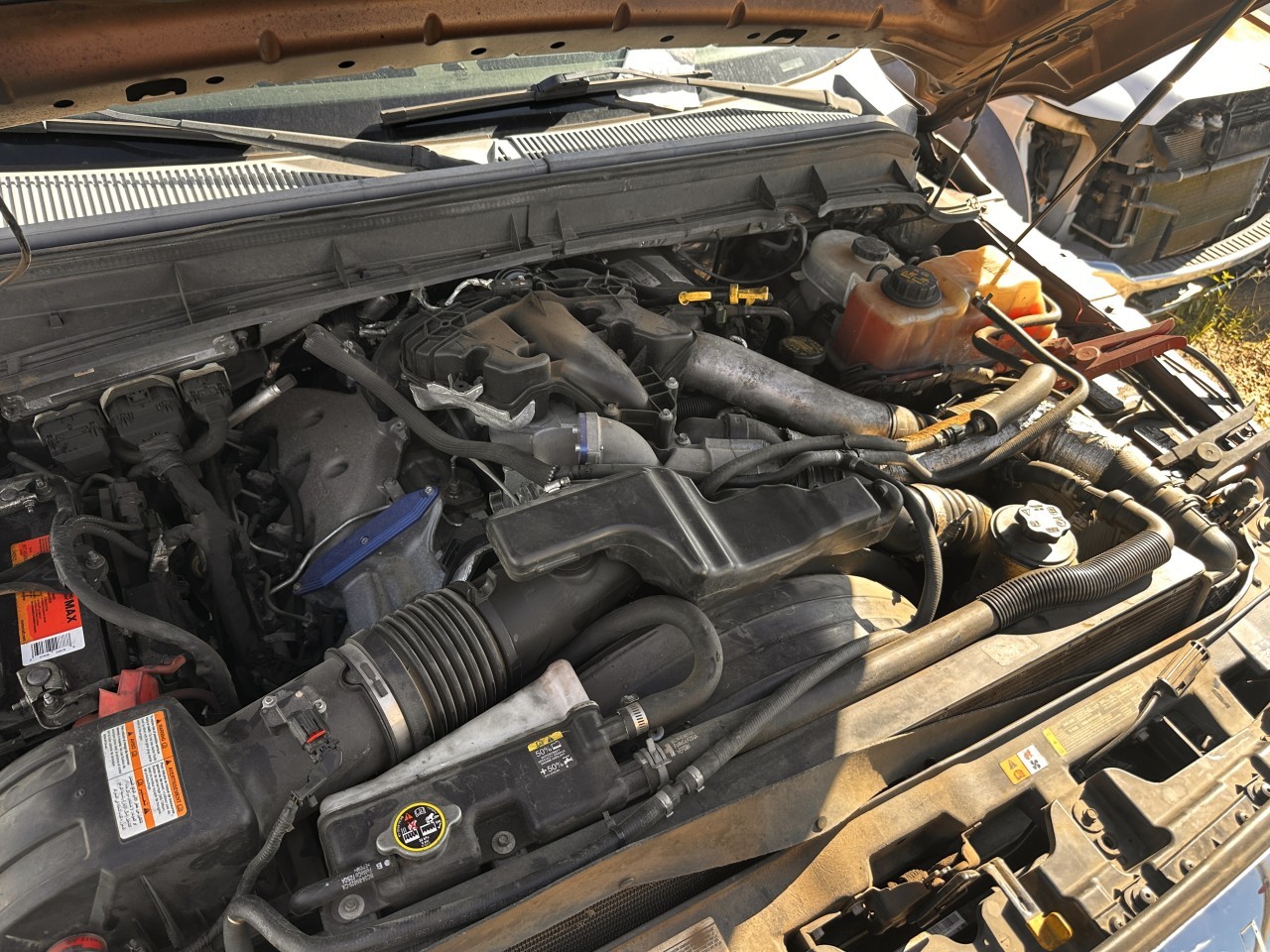 https://f005.backblazeb2.com/file/img-partshotlines-com/Inventory/MA79/Vehicle/81825_09.jpg
