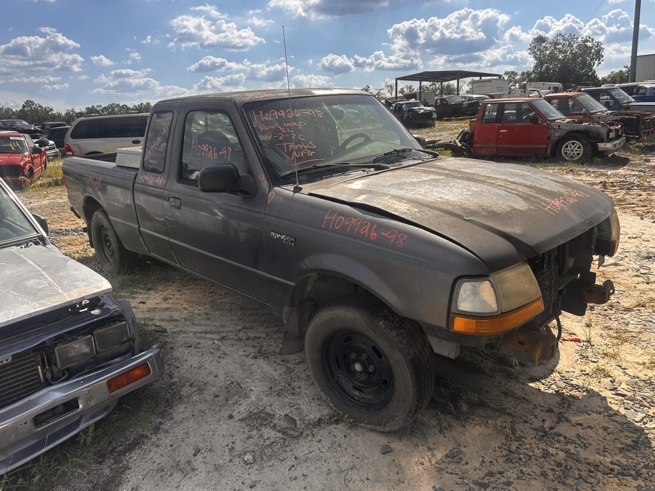 https://f005.backblazeb2.com/file/img-partshotlines-com/Inventory/MA79/Vehicle/81892_03.jpg
