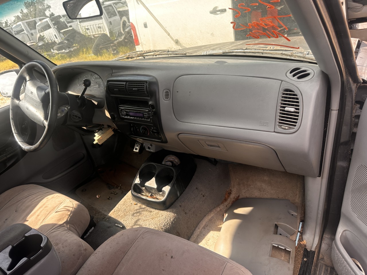https://f005.backblazeb2.com/file/img-partshotlines-com/Inventory/MA79/Vehicle/81892_12.jpg