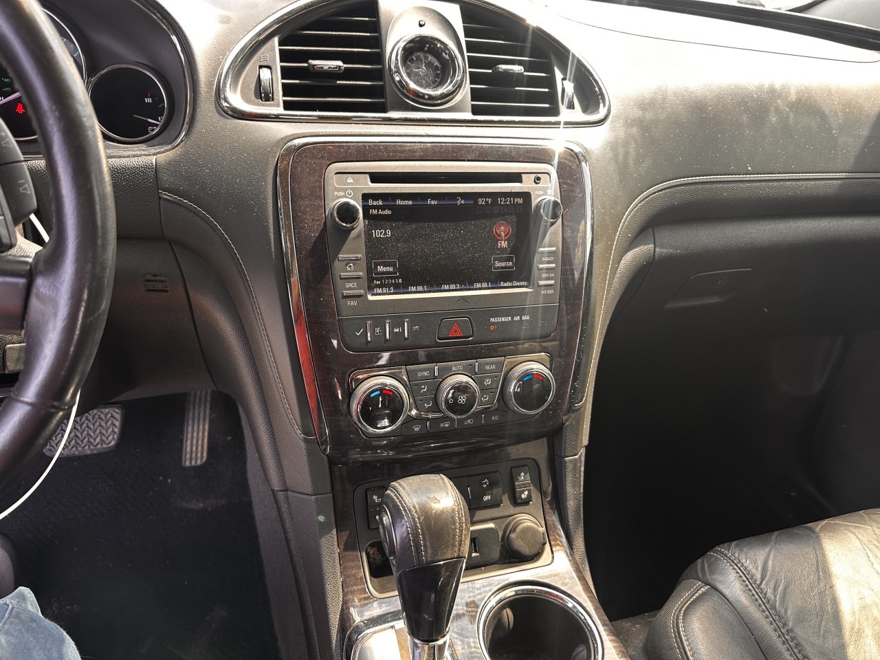https://f005.backblazeb2.com/file/img-partshotlines-com/Inventory/MA79/Vehicle/81945_11.jpg
