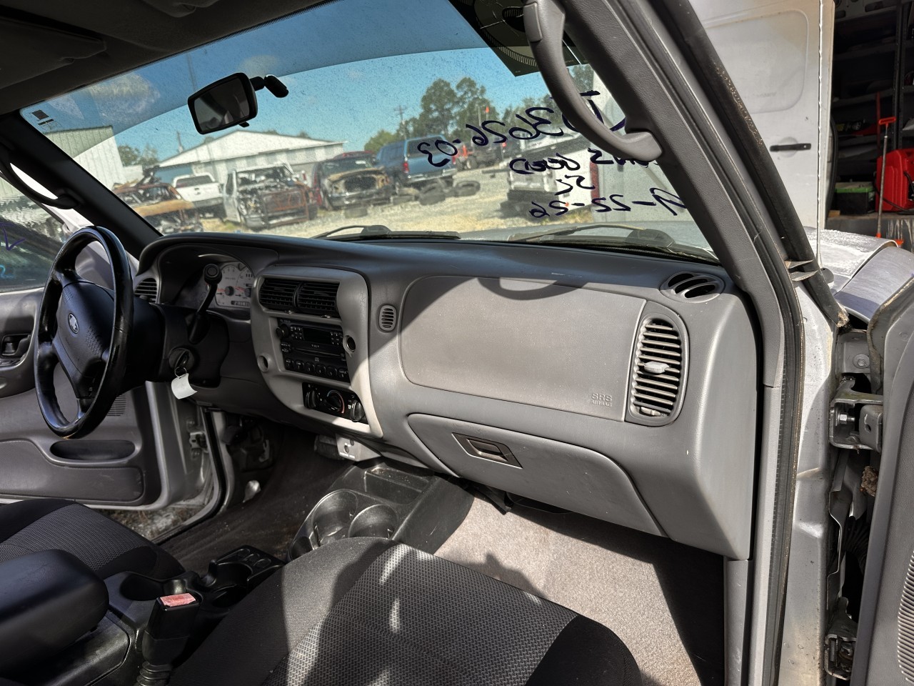 https://f005.backblazeb2.com/file/img-partshotlines-com/Inventory/MA79/Vehicle/82048_12.jpg
