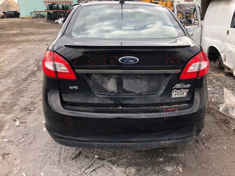 https://f005.backblazeb2.com/file/img-partshotlines-com/Inventory/MA832/Vehicle/20292_05.jpg