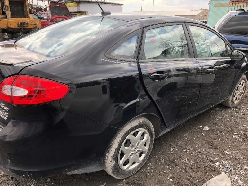 https://f005.backblazeb2.com/file/img-partshotlines-com/Inventory/MA832/Vehicle/20292_06.jpg
