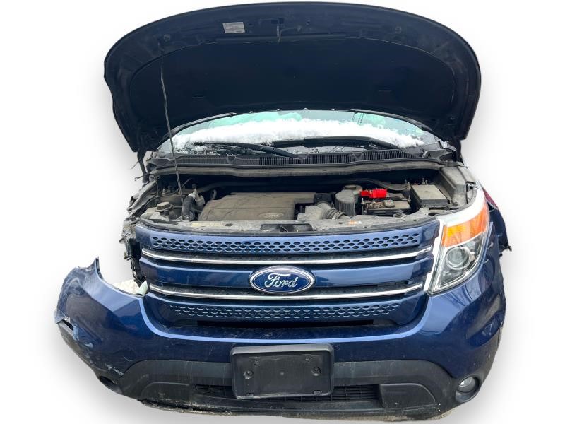 https://f005.backblazeb2.com/file/img-partshotlines-com/Inventory/MA832/Vehicle/28276_07.jpg