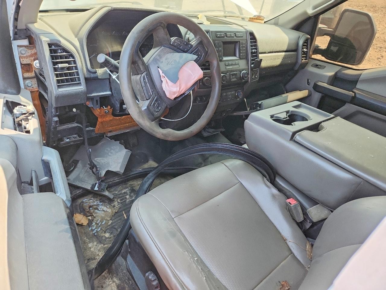 https://f005.backblazeb2.com/file/img-partshotlines-com/Inventory/MA832/Vehicle/31754_08.jpg