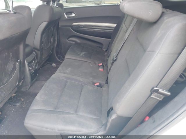 Vehicle/101748_08.jpg