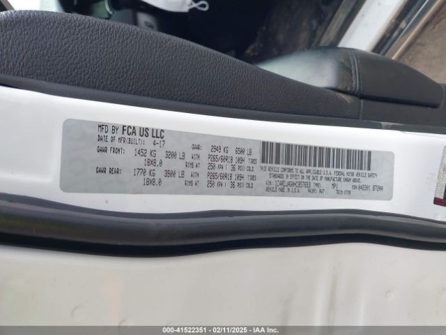 Vehicle/101748_09.jpg