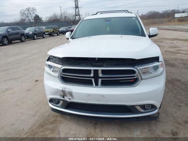Vehicle/101748_12.jpg