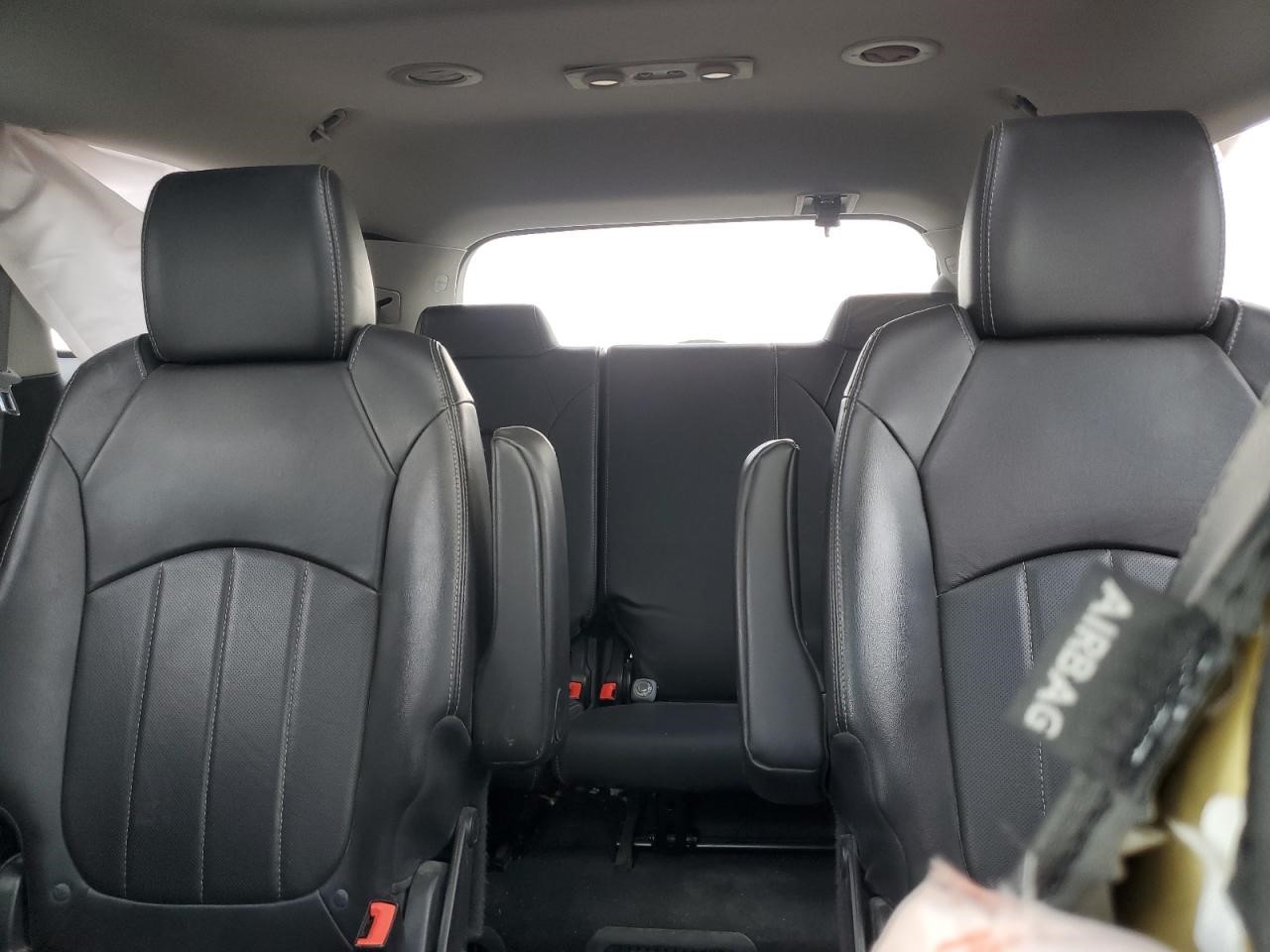 Vehicle/103613_10.jpg