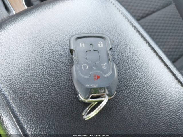 Vehicle/103784_11.jpg