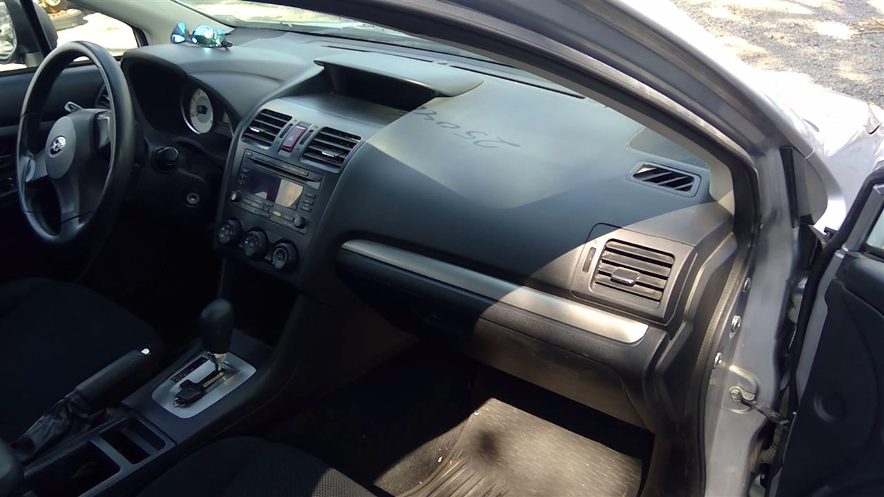 Vehicle/104028_10.jpg