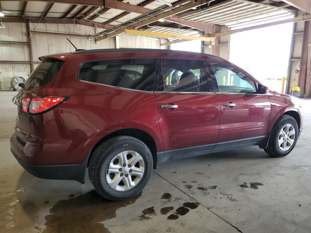 Vehicle/104097_03.jpg