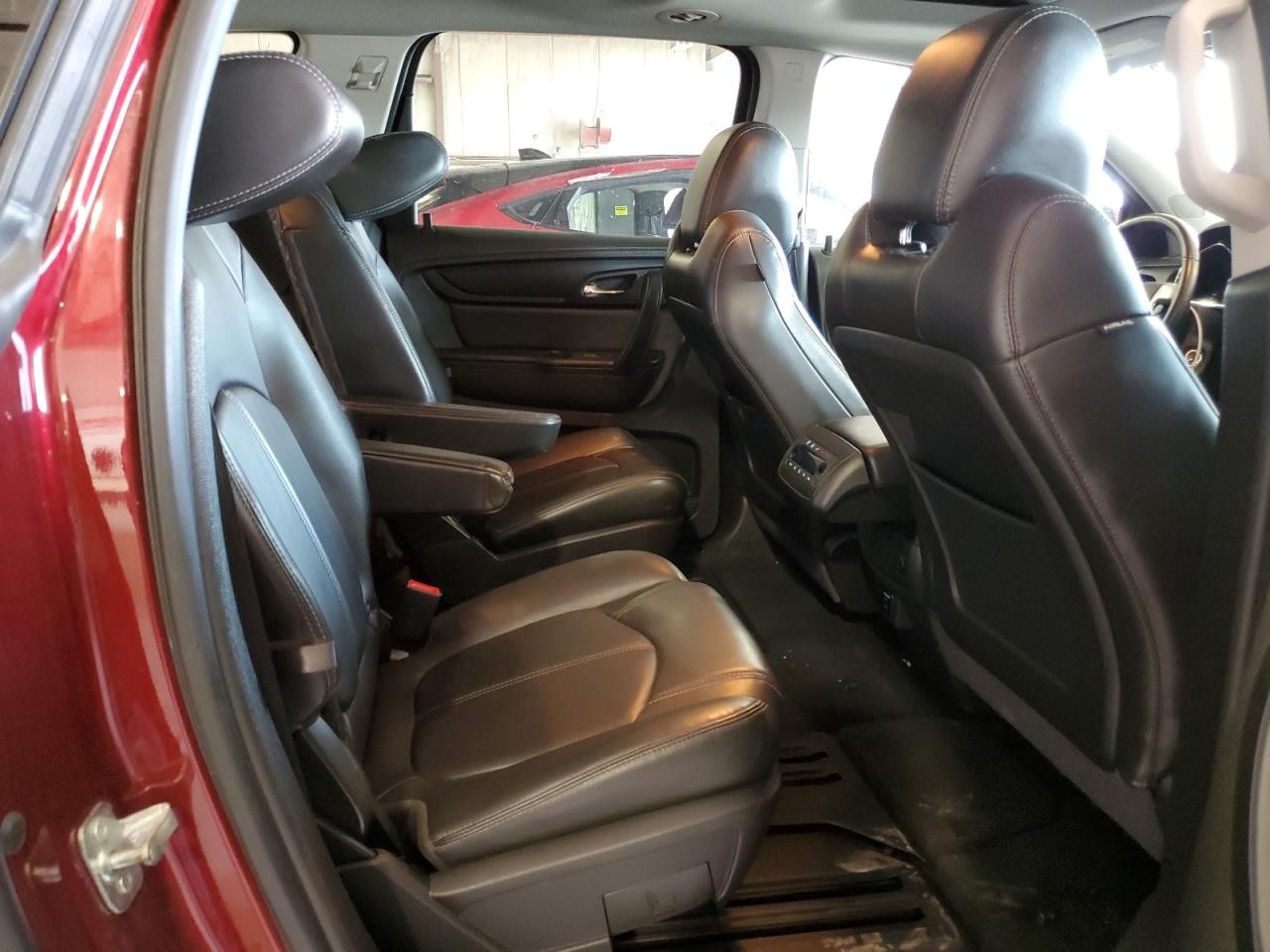 Vehicle/104097_11.jpg