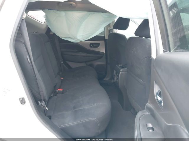 Vehicle/104175_08.jpg