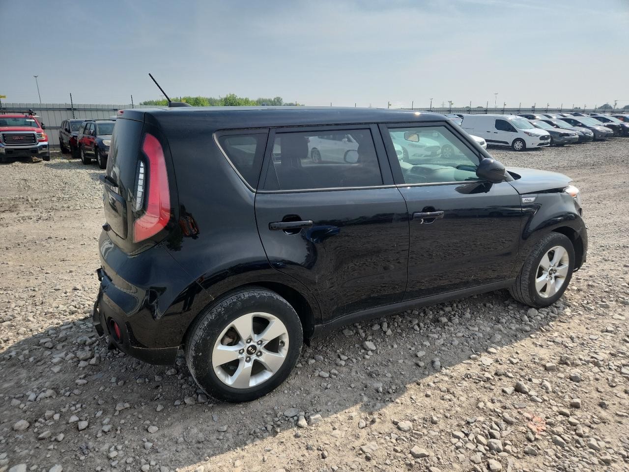 Vehicle/105433_03.jpg
