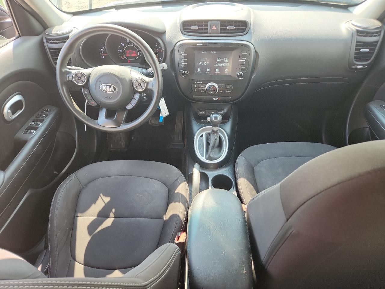 Vehicle/105433_08.jpg