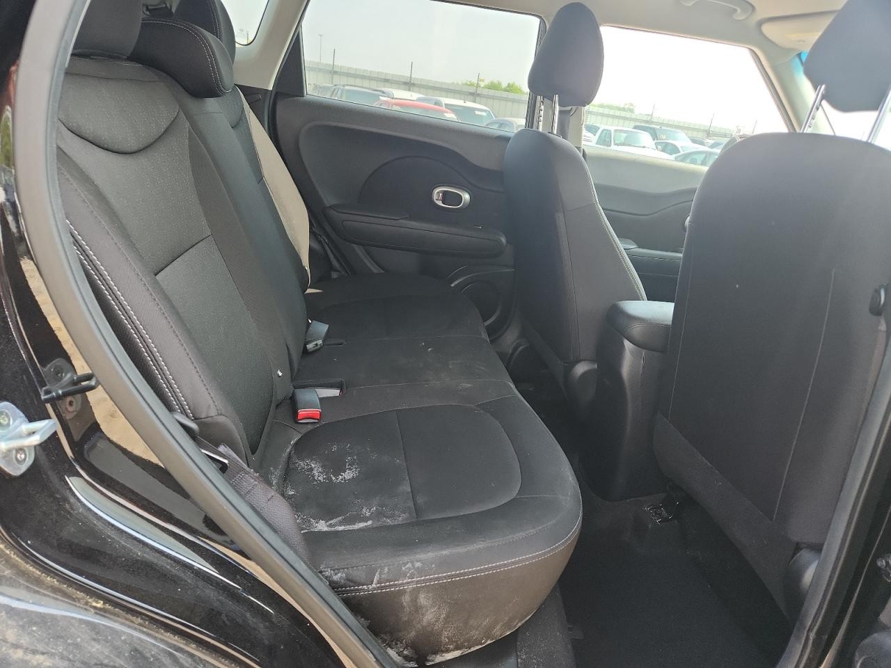 Vehicle/105433_10.jpg