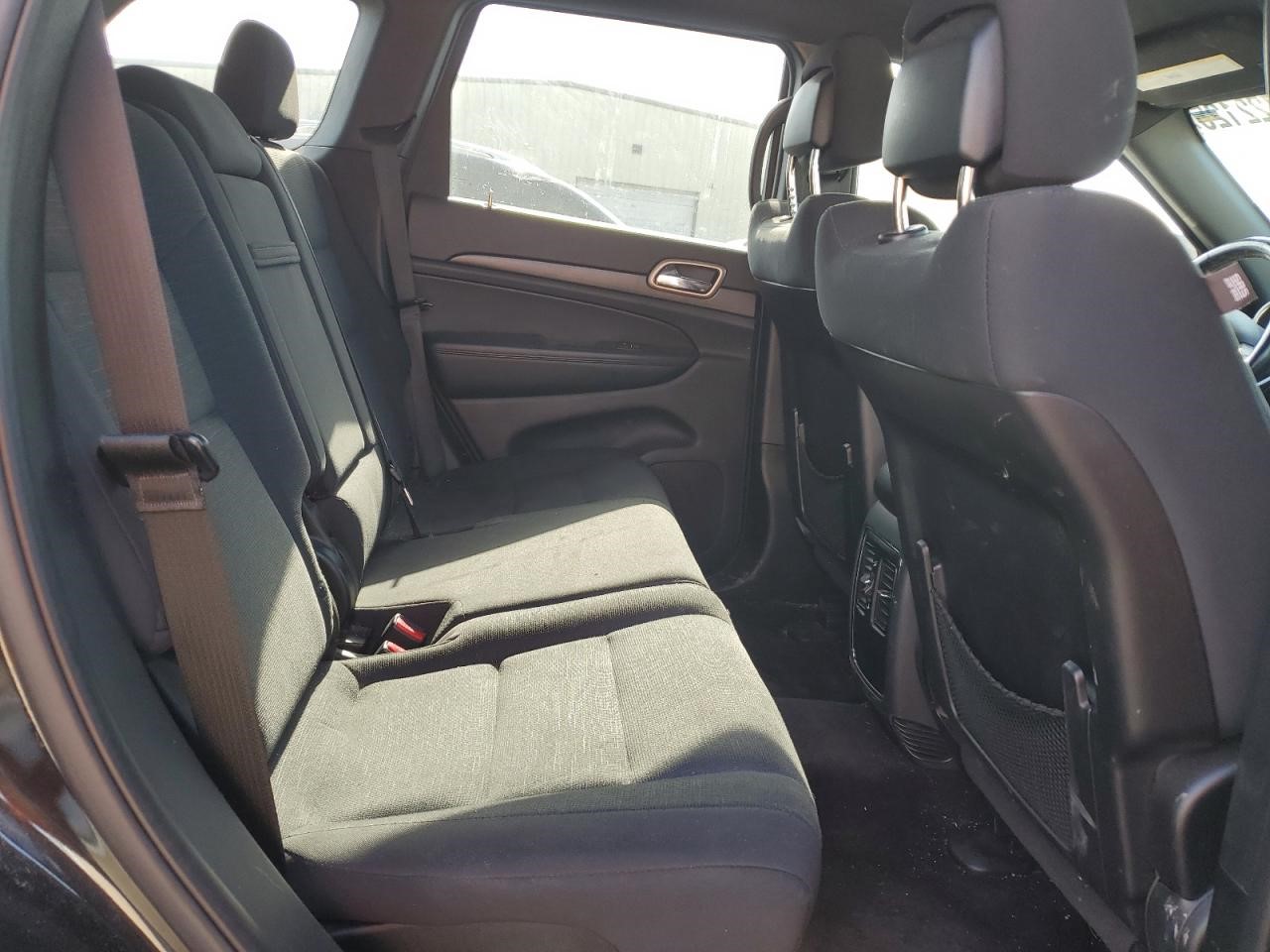Vehicle/105505_11.jpg