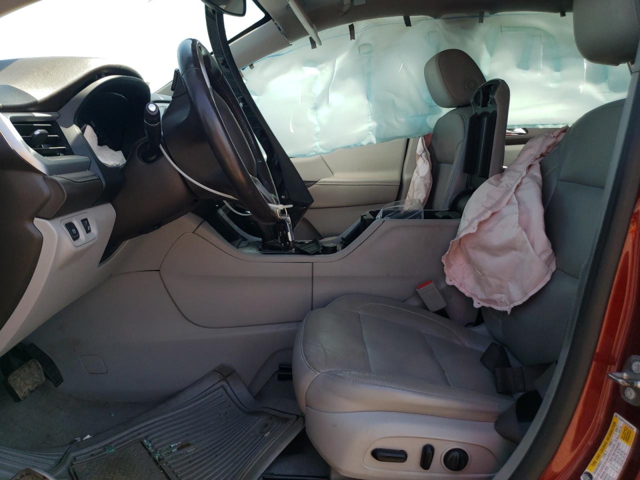Vehicle/105616_07.jpg