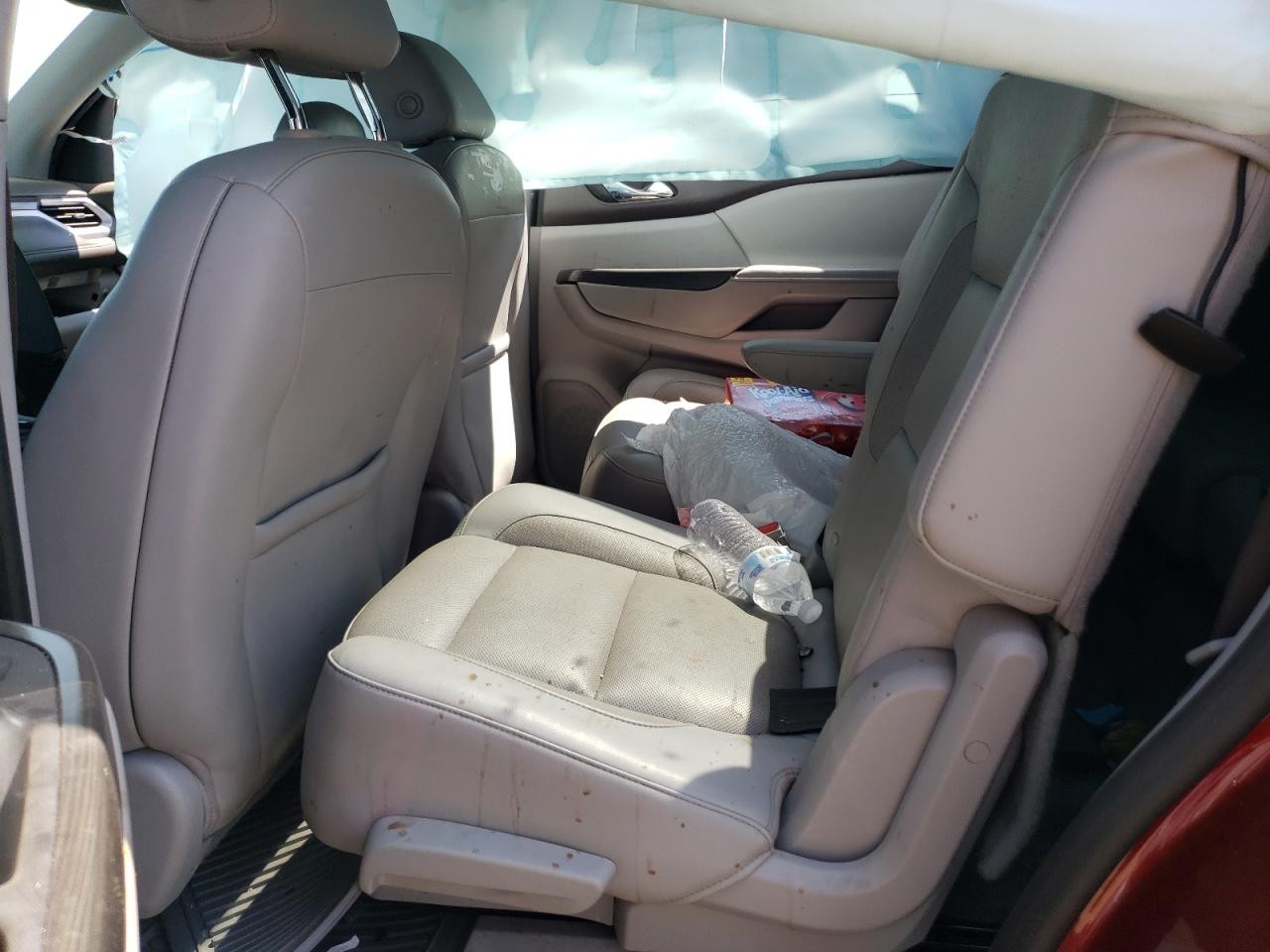 Vehicle/105616_10.jpg