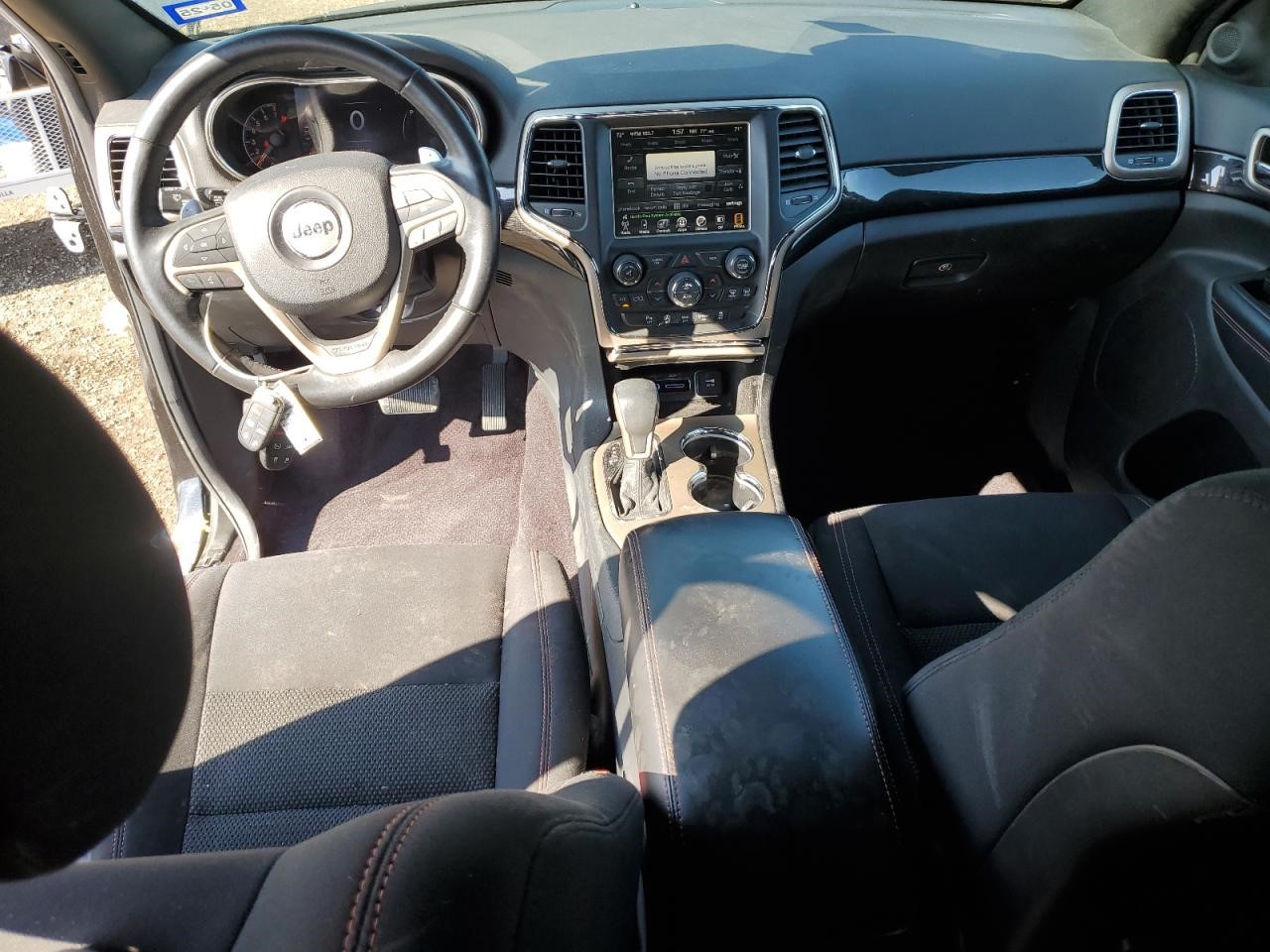 Vehicle/106543_08.jpg