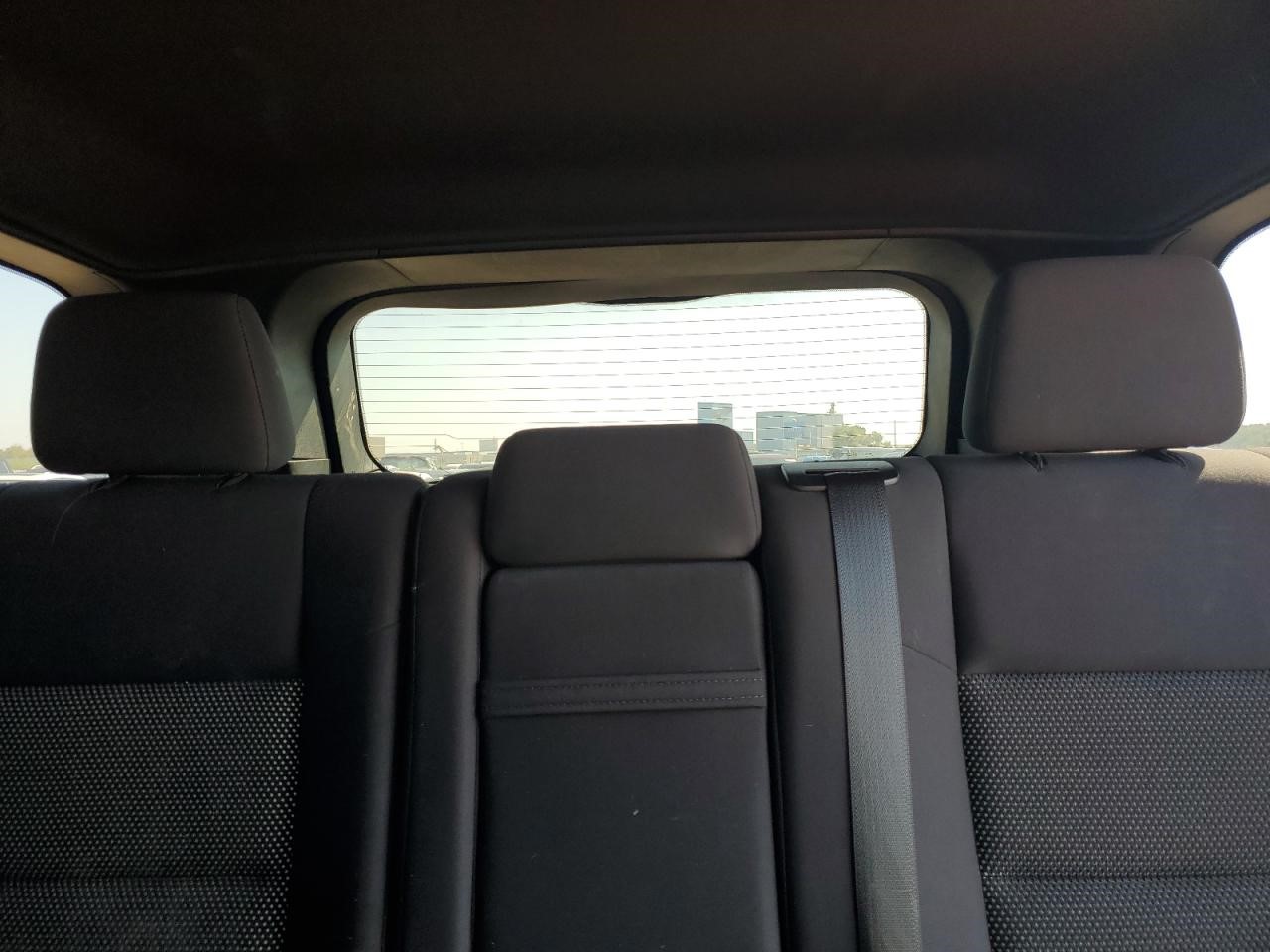 Vehicle/106543_10.jpg