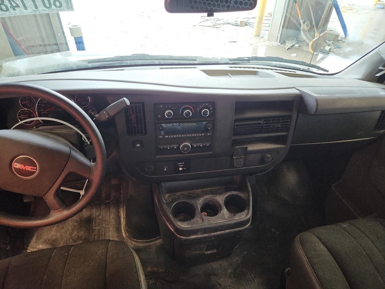 Vehicle/106865_08.jpg