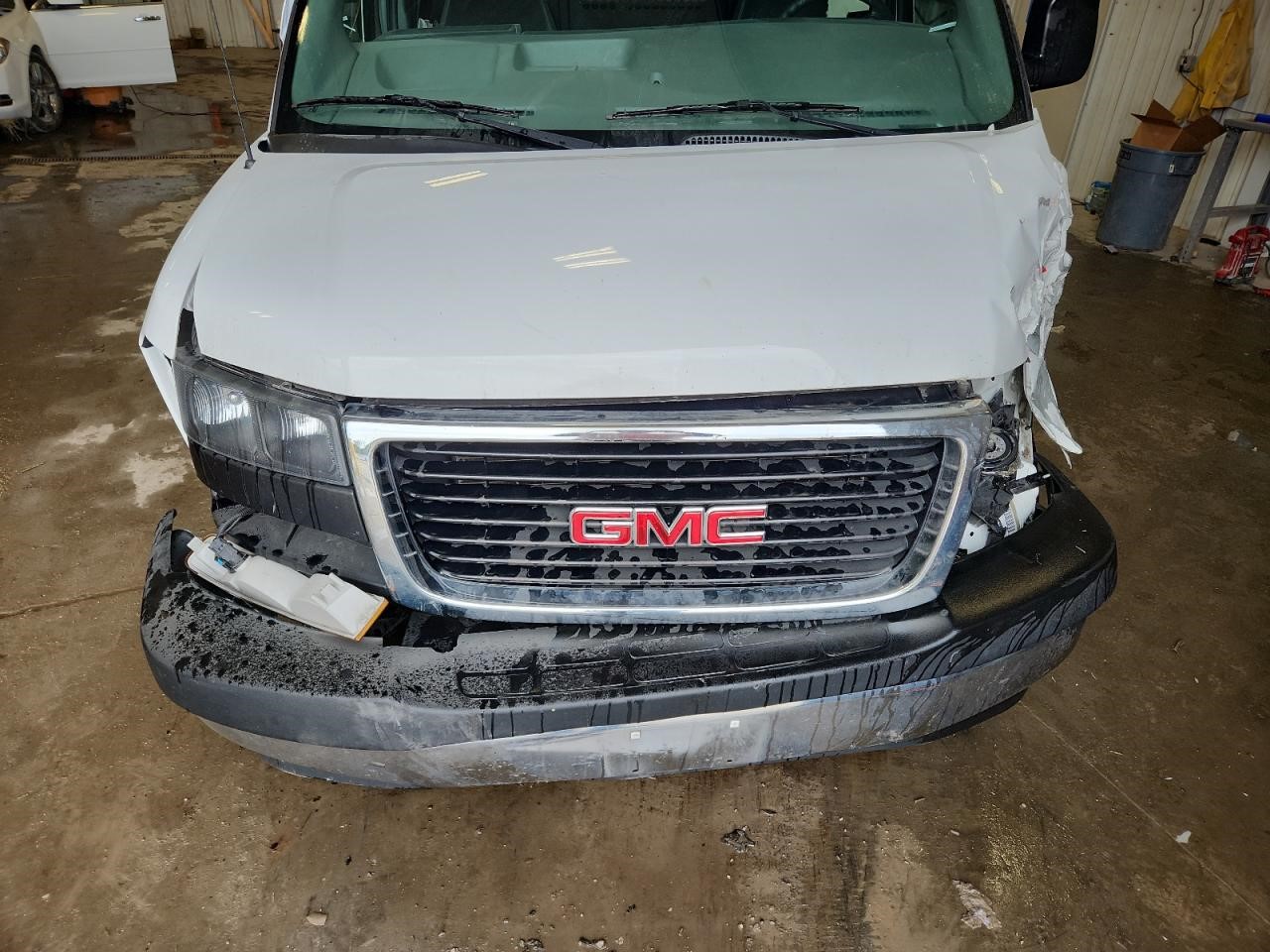 Vehicle/106865_12.jpg