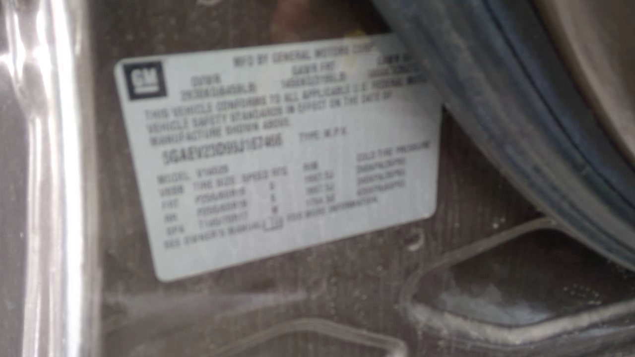 Vehicle/107060_06.jpg