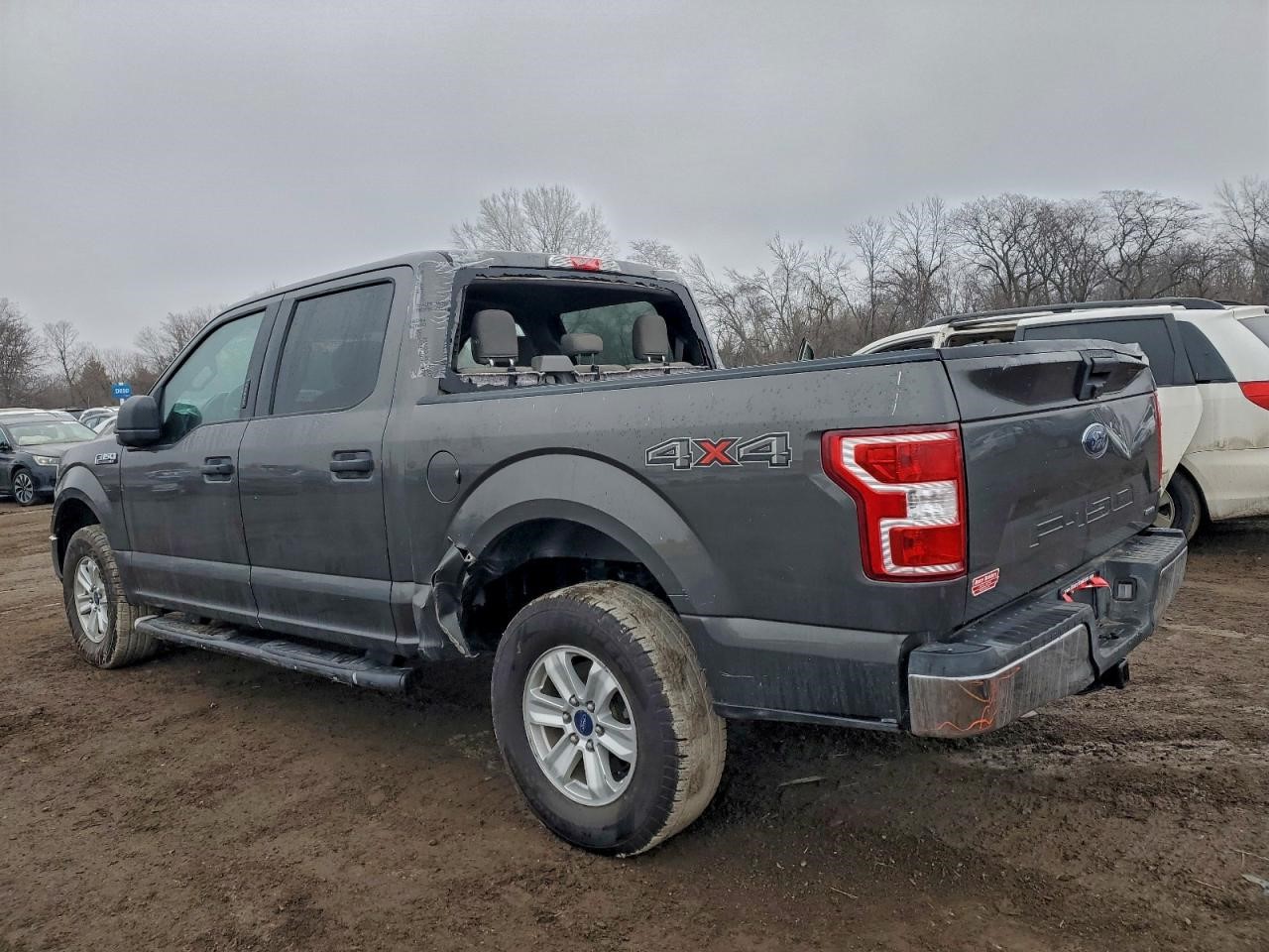 Vehicle/107941_02.jpg